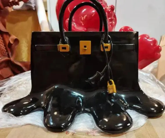 Bag-Shape-Vase-Decorfaure-1685713415.jpg