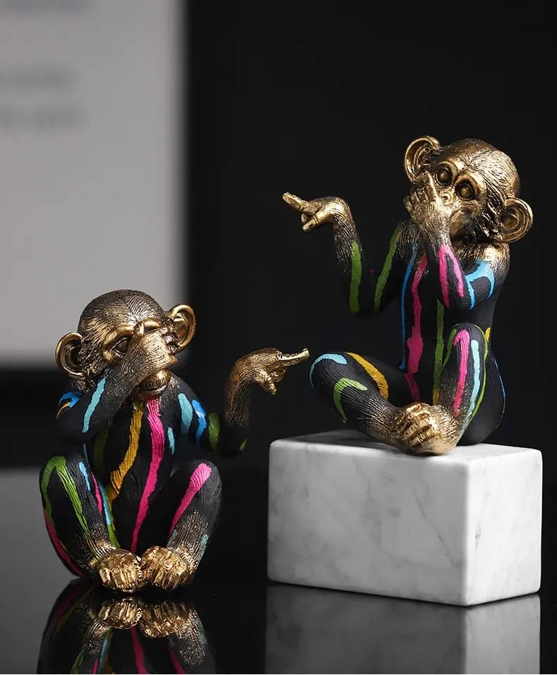 Banksy-Monkey-Statue-Decorfaure-25702023.jpg
