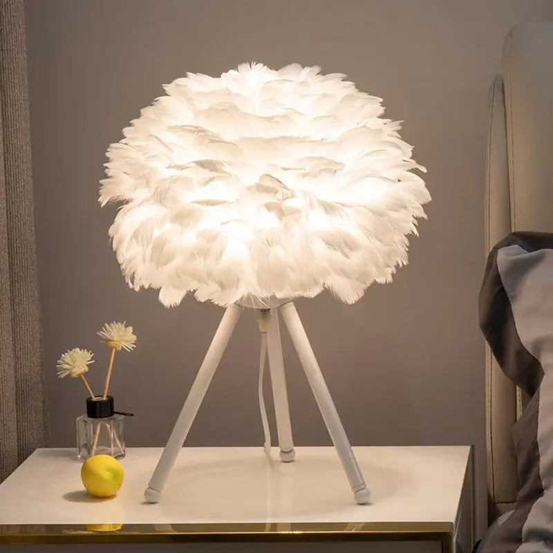 Belevue-Goose-Feather-Lamp-Decorfaure-1685707257.jpg