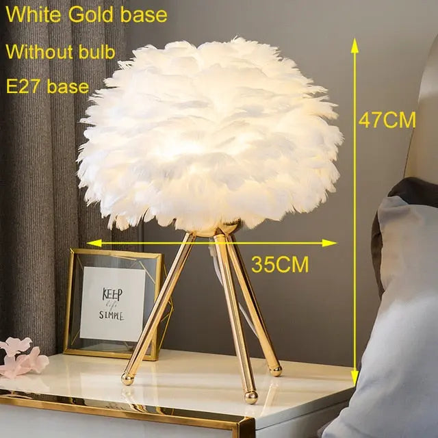 Belevue-Goose-Feather-Lamp-Decorfaure-1685707317.jpg