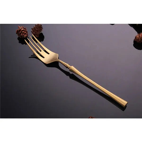Bragi-Designer-Flatware-Decorfaure-1685701381.jpg