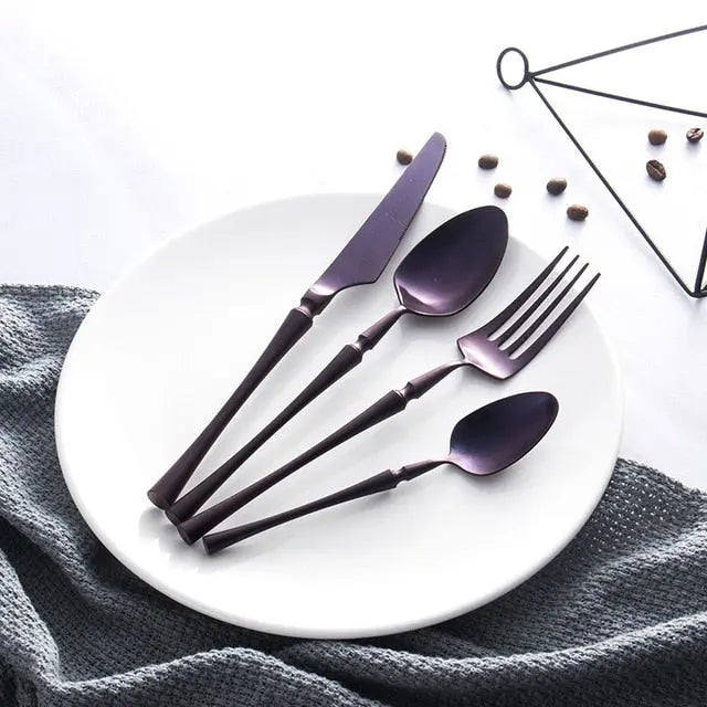 Bragi-Designer-Flatware-Decorfaure-1685701830.jpg