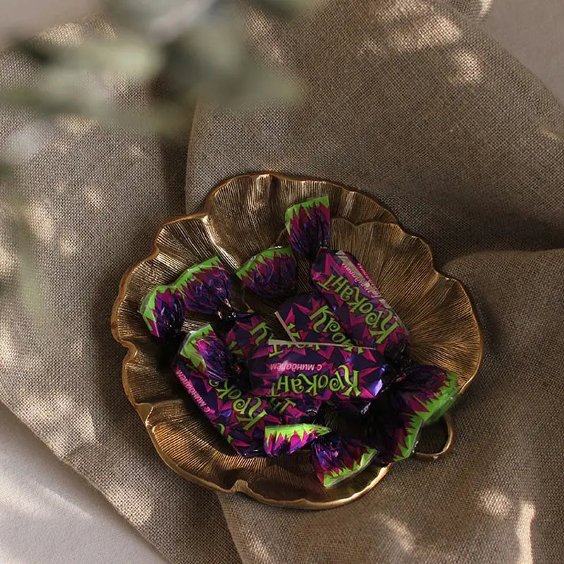 Brass-Storage-Tray-Decorfaure-1685705230.jpg
