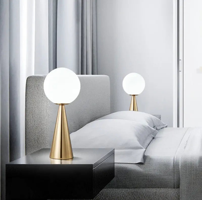 Edge-Table-Lamp-Decorfaure-1685710710.jpg