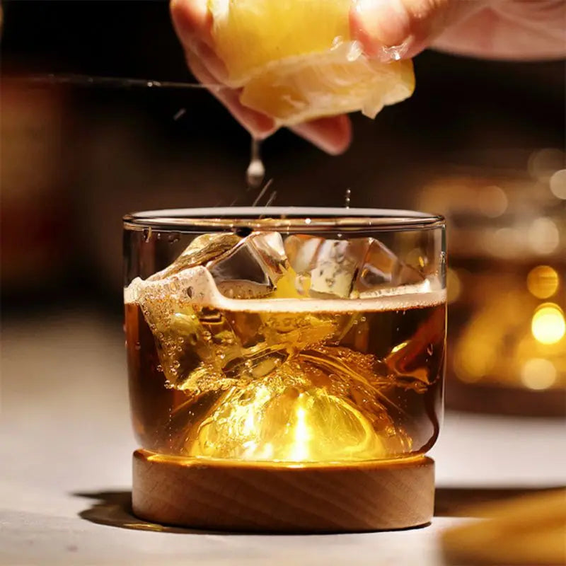Everest-Whisky-Glass-Decorfaure-1685704718.jpg