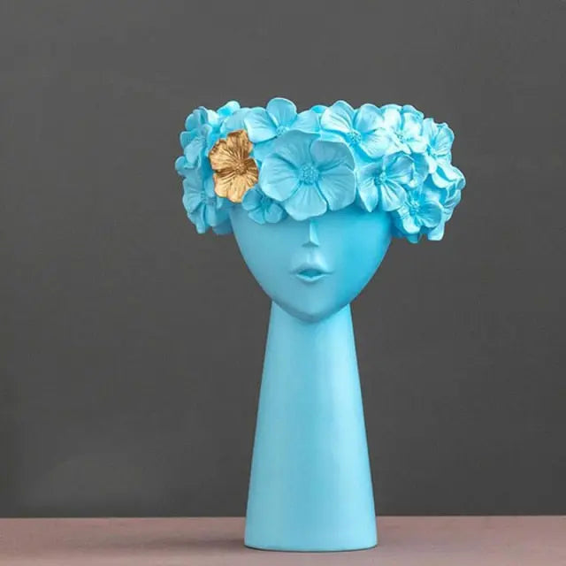 Girl-With-Golden-Flower-Decorfaure-1685712100.jpg