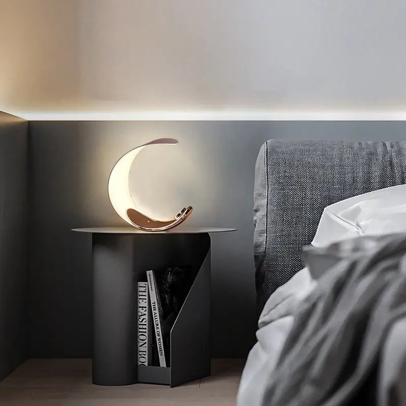 Half-Moon-Lamp-Decorfaure-1685710662.jpg