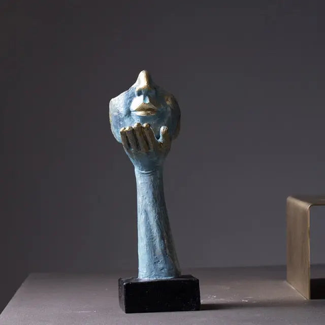 Handcrafted-Face-Sculptures-Decorfaure-1685703174.jpg