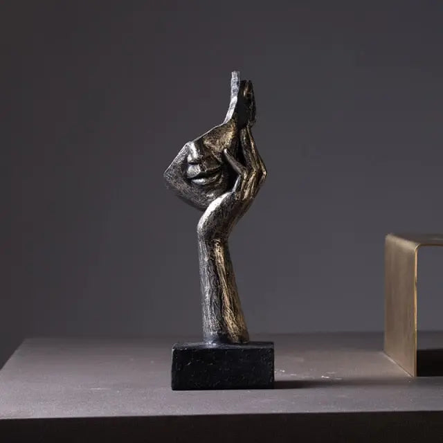 Handcrafted-Face-Sculptures-Decorfaure-1685703402.jpg
