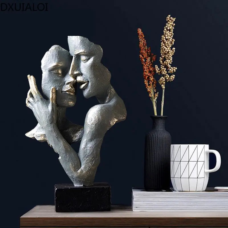 Handcrafted-Face-Sculptures-Decorfaure-1685703435.jpg