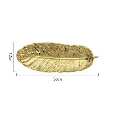 Luxe-Platter-with-Gold-Rim-Decorfaure-1685701478.jpg