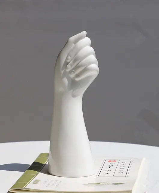 Modern-Hand-Vase-Decorfaure-1685706759.jpg
