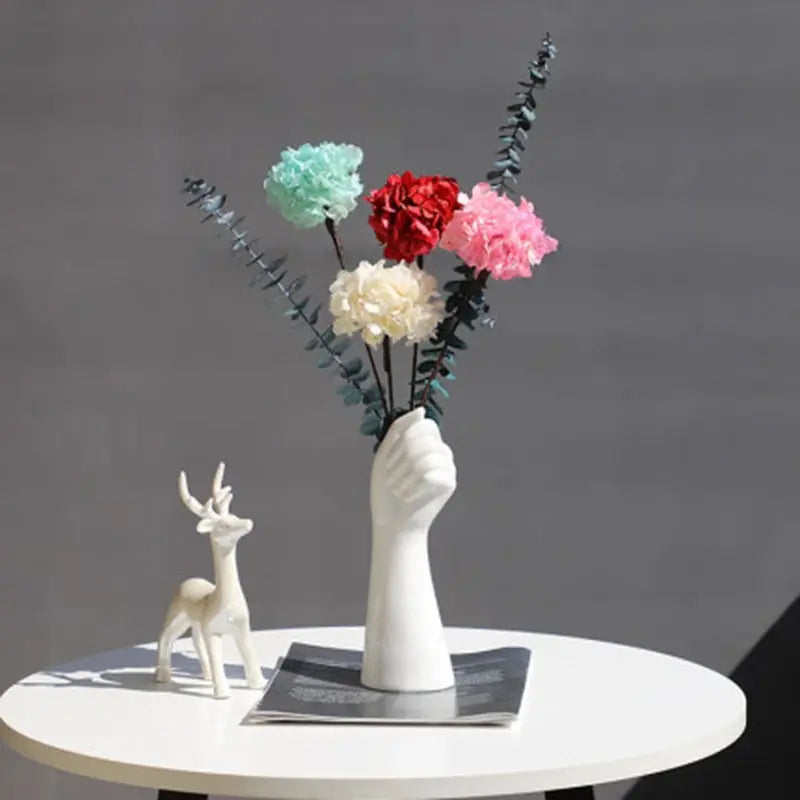 Modern-Hand-Vase-Decorfaure-1685706835.jpg