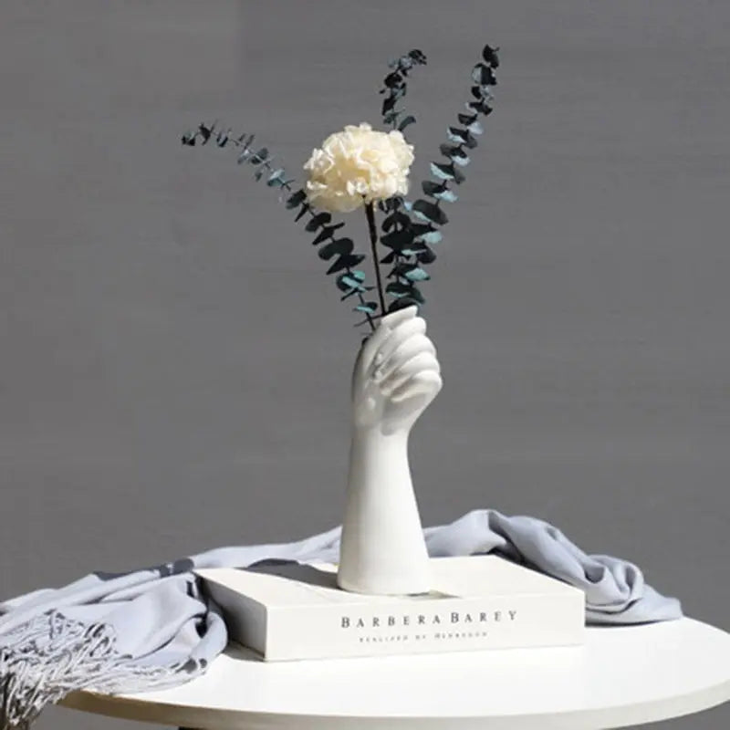 Modern-Hand-Vase-Decorfaure-1685706879.jpg