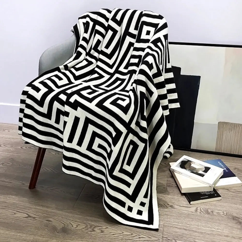 Zebra-Throw-Blanket-Decorfaure-1685712863.jpg